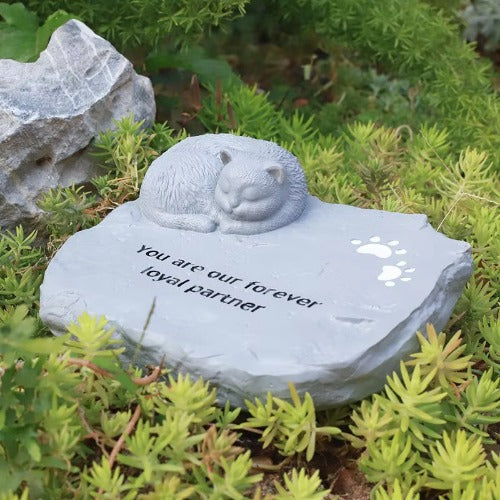 Engraved stone for pet funeral or remembrance